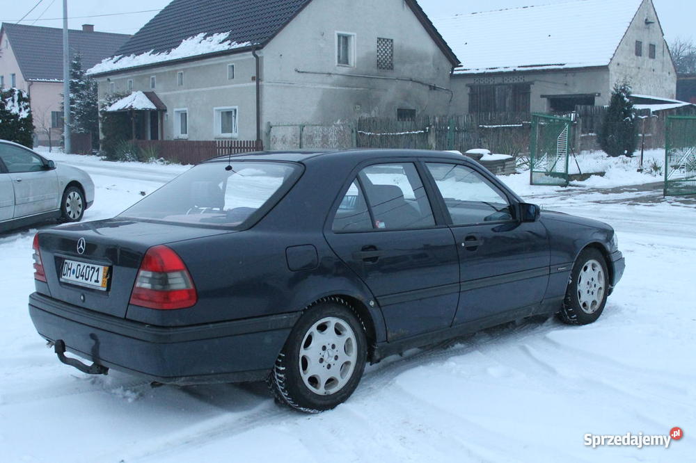 Mercedes C klasa 1996 nieuszkodzony Paczków