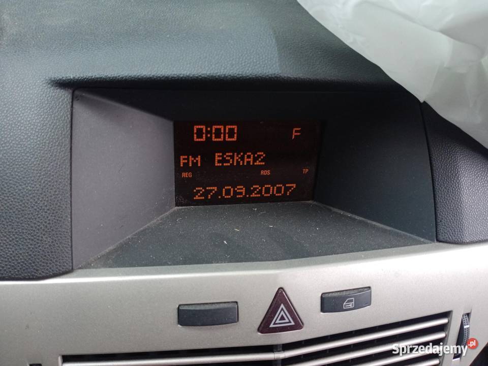 RADIO OPEL ASTRA H 13255553 13275085AY