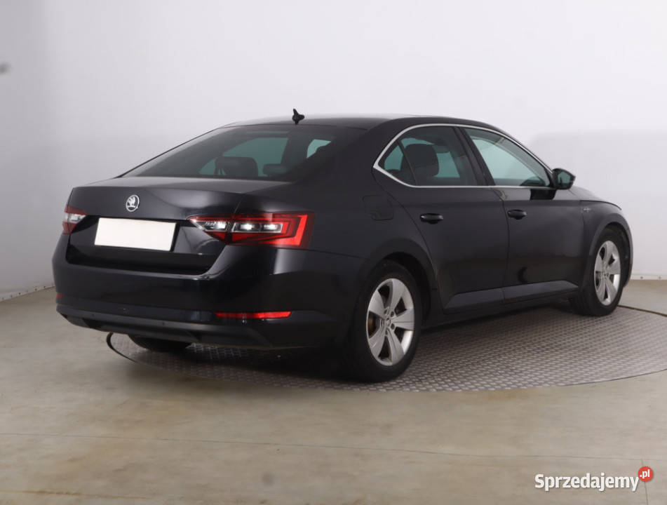 Skoda Superb 20 TDI automatyczna