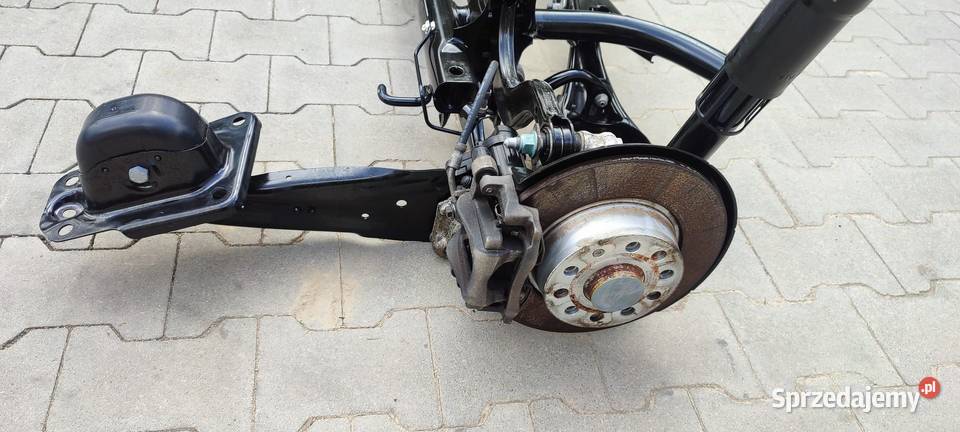 CUPRA FORMENTOR BELKA ZAWIESZENIE TYŁ KOŁYSKA sprzedam