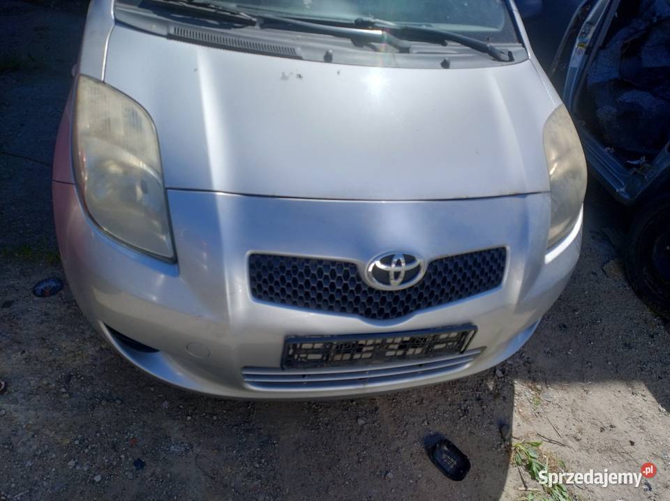Zderzak Przedni Lak8P43 1F8 1E7 Toyota Yaris II Rok produkcji 2008 Elbląg
