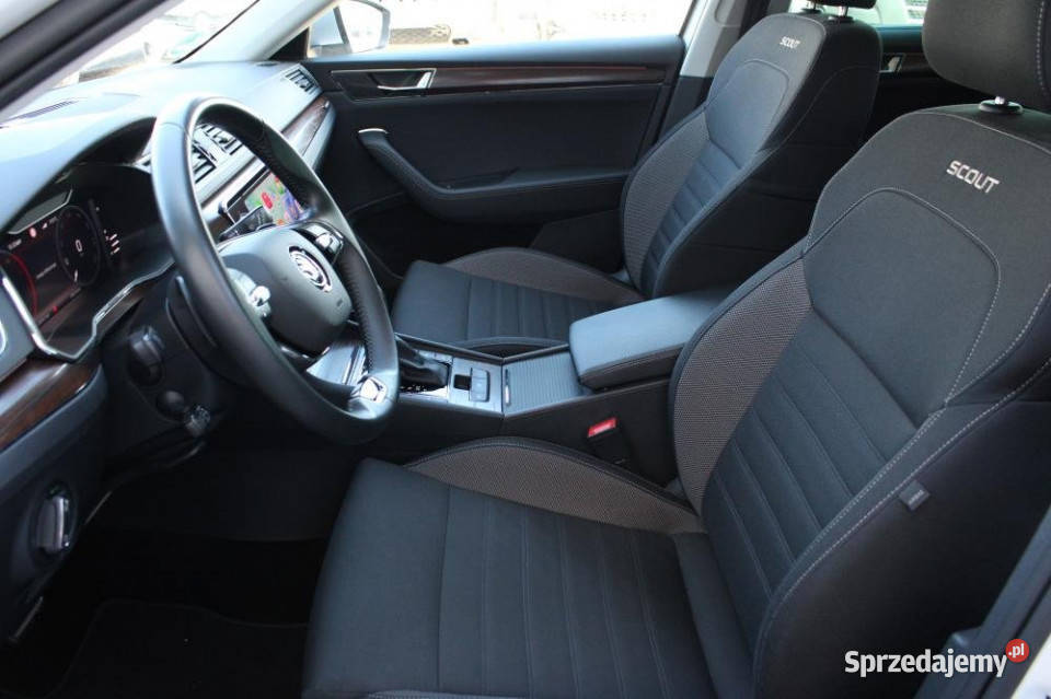Skoda Superb 2023r LED AC 3 strefy Pakiet Zima sprzedam