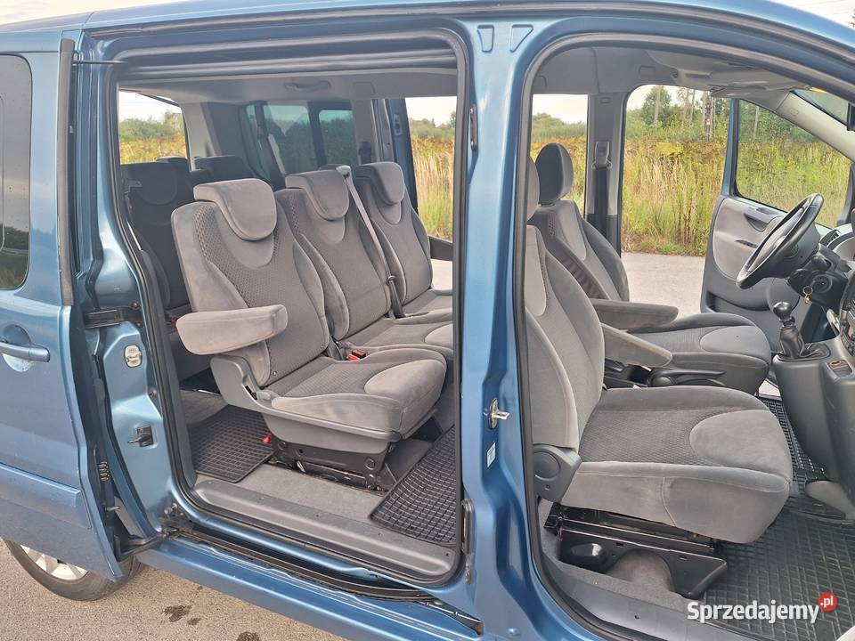 Peugeot Expert Tepee 20 HDI 2010 8 osobowy L1H1 diesel Tomaszów Lubelski