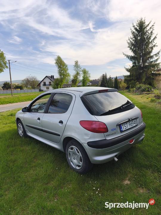Peugeot 206 14Bgaz 2002 klima elektryka TANIO Rok produkcji 2002 Starachowice