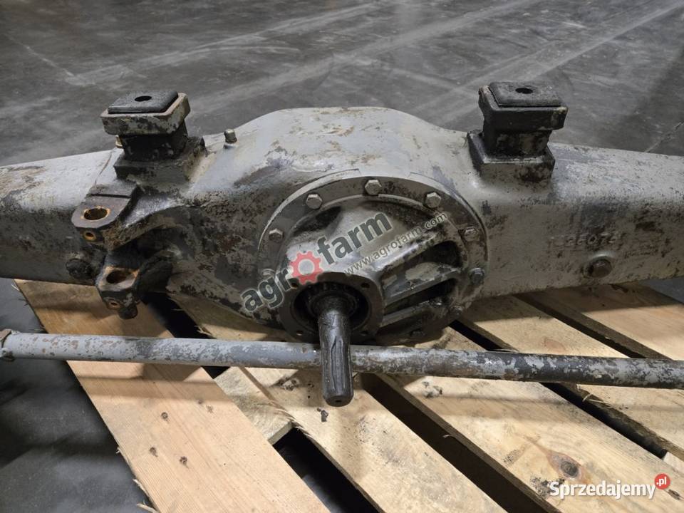 Przedni most Massey Ferguson 2640 Byków
