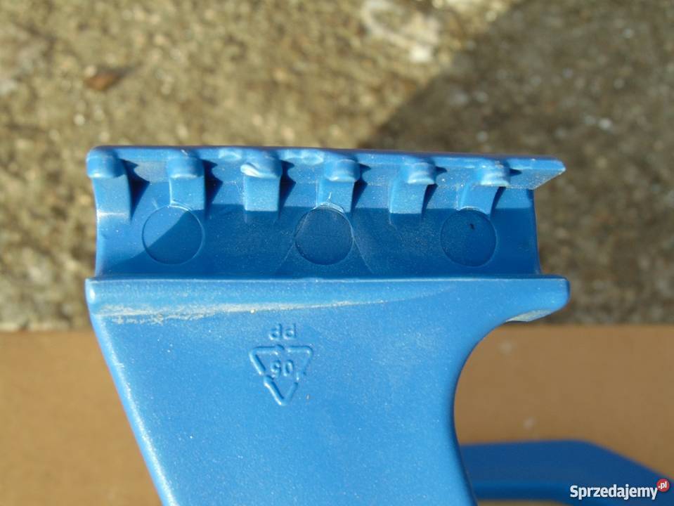 Uchwyty do suszarki balkonowej