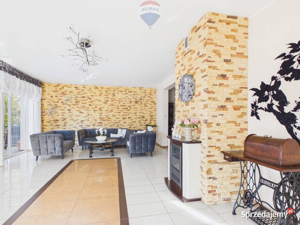 Wyjątkowa nieruchomość z działającą Tuchom