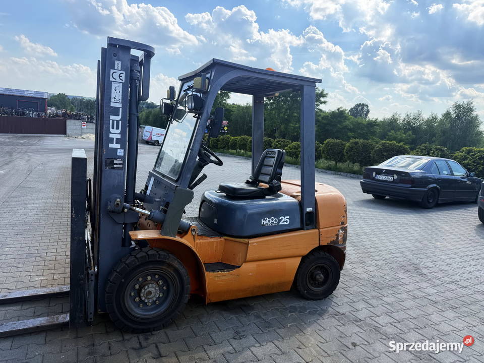 wózek widłowy HELI CPCD25 diesel ISUZU 2500 2012 diesel Działoszyn