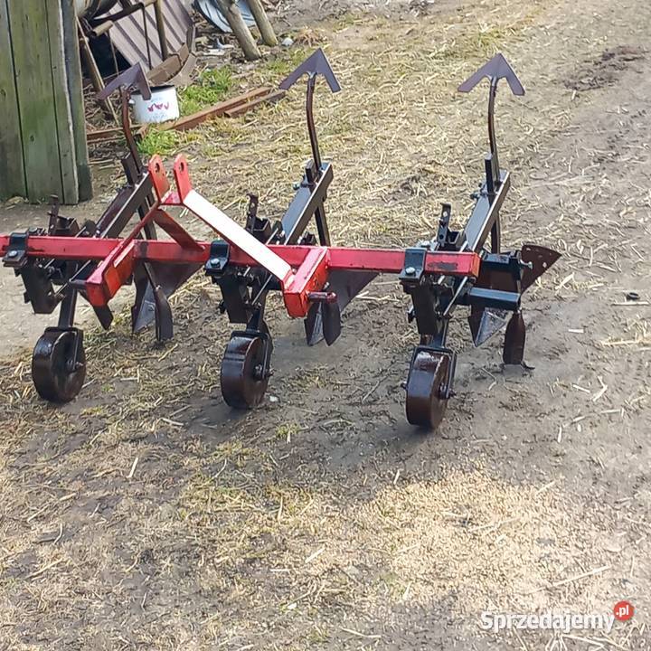 Obsypnik pielnik do ziemniaków nieuszkodzony Pęczniew