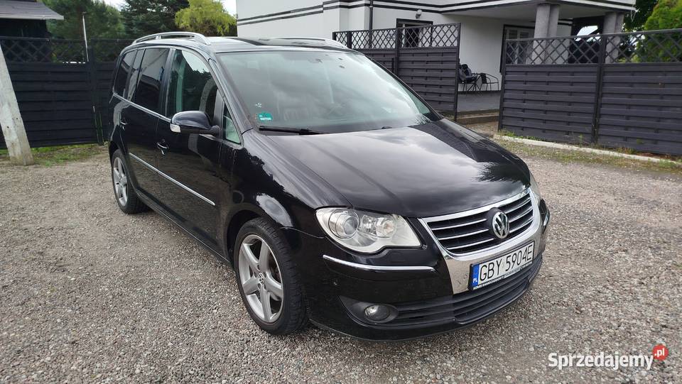 Vw Touran 20 TDI BMM bogate wyposażenie asystent parkowania Bytów