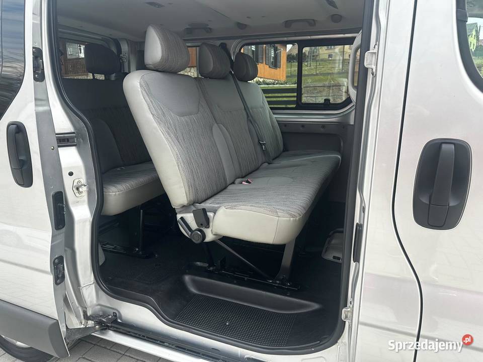 NISSAN PRIMASTAR 9OSOBOWY PIĘKNY BUSIK Łękawica