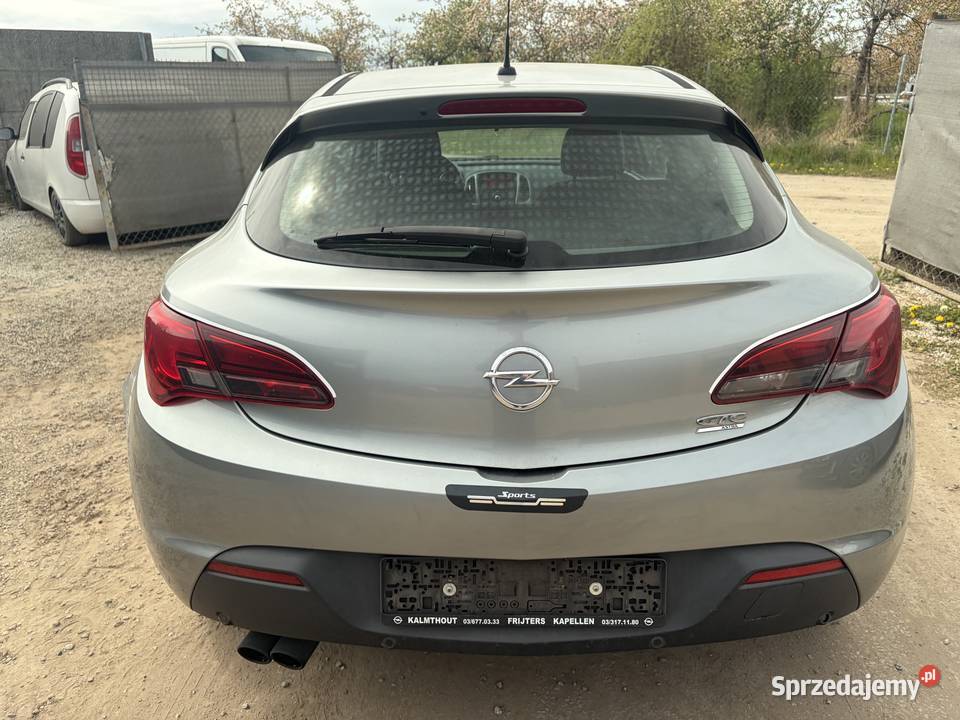 OPEL ASTRA GTC Rok produkcji 2013
