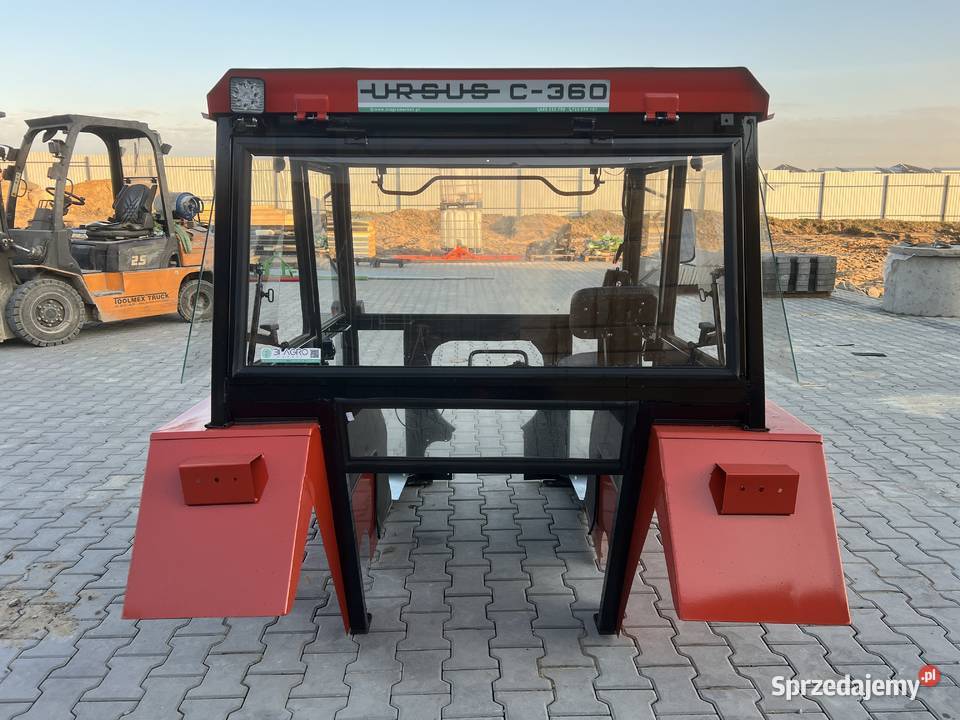 Kabina ciągnikowa kabina POSZERZANA Ursus C330 Kabina i karoseria