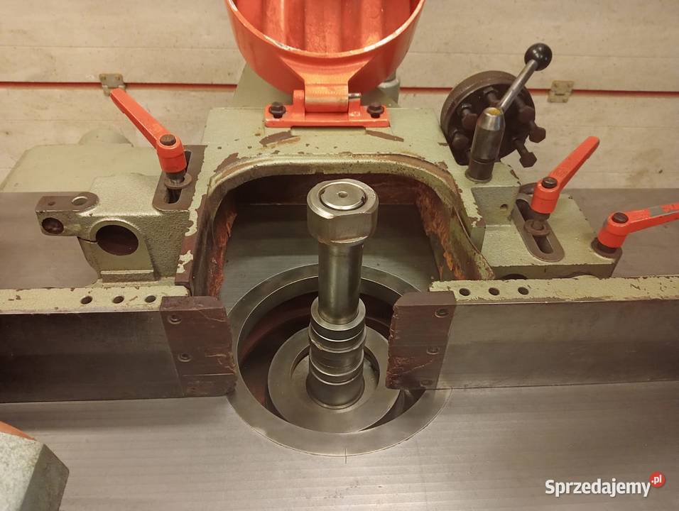 Frezarka dolnowrzecionowa OKOMA z posuwem 6 sprzedam