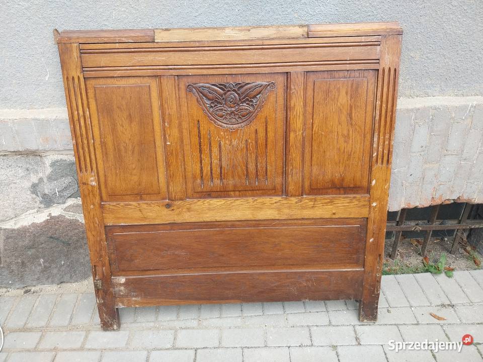 łóżko zabytkowe