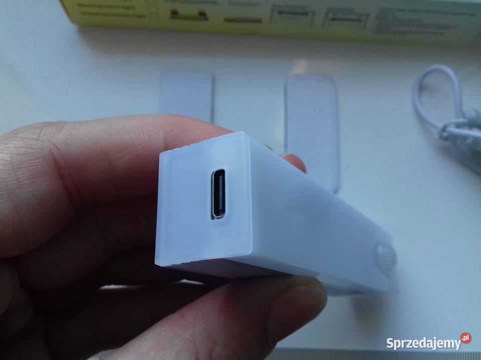 Lampka LED na czujnik ruchu i jasności 10 biały Bydgoszcz