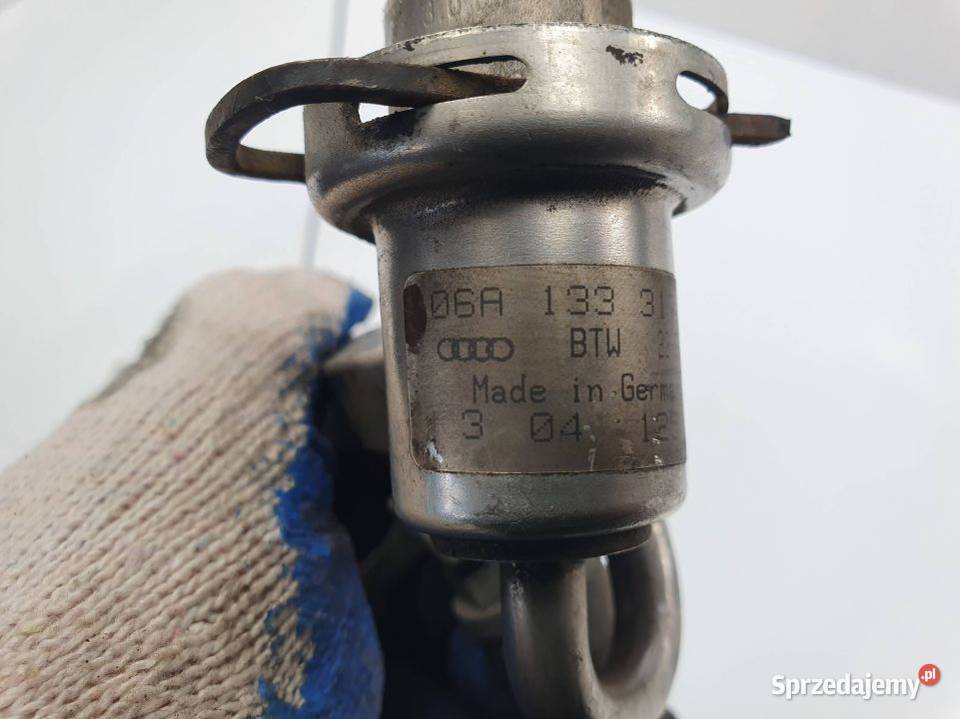 LISTWA WTRYSKOWA AUDI A3 8L 06A133317B Lipno sprzedam