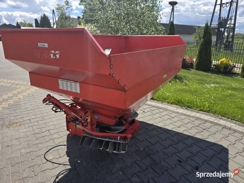 Rozsiewacz KUHN MDS 932 Q 1700 L 1024 m podlaskie Baliki