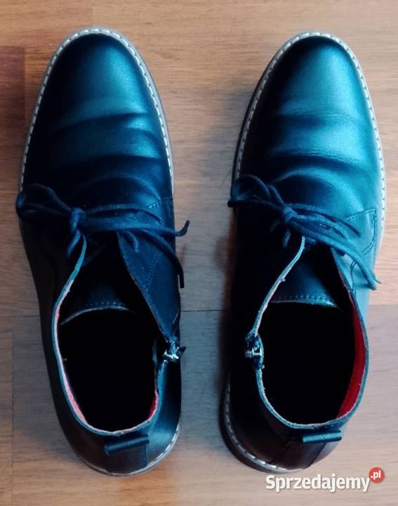 Buty chukka firmy EFEKT rozmiar trochę większe czerwony