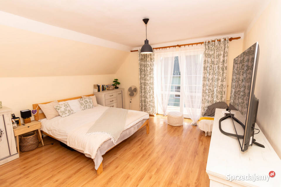 Dom mieście 130m2 działka 1400m2 Szewna wolnostojący