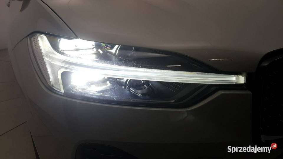 Volvo XC 60 B4 B AWD Plus Dark Z Polskiego tempomat Warszawa