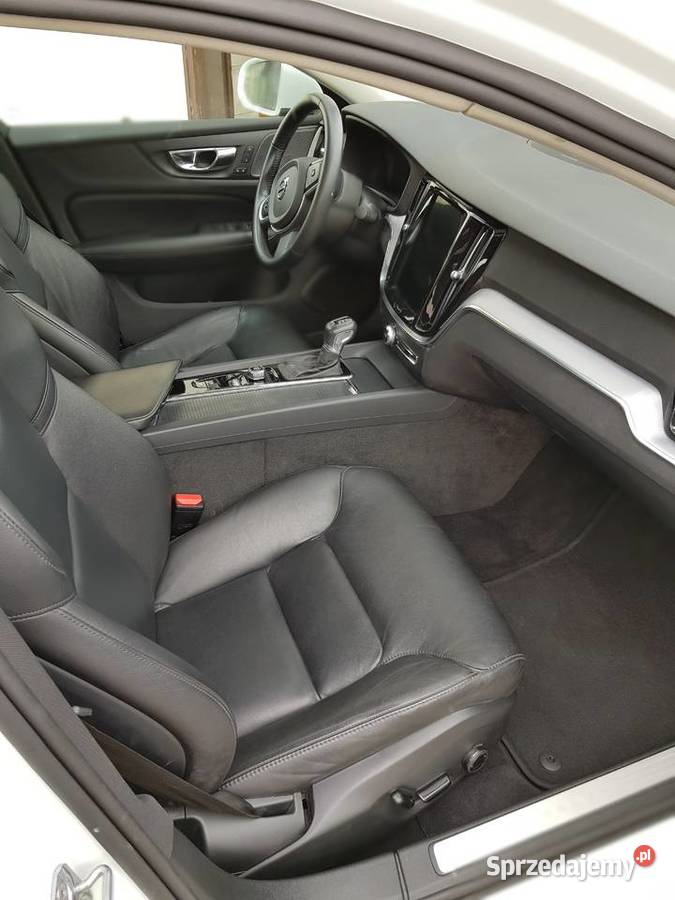 VOLVO S60 T6 AWD Momentum PRO 1969cm3 S60 Stryków