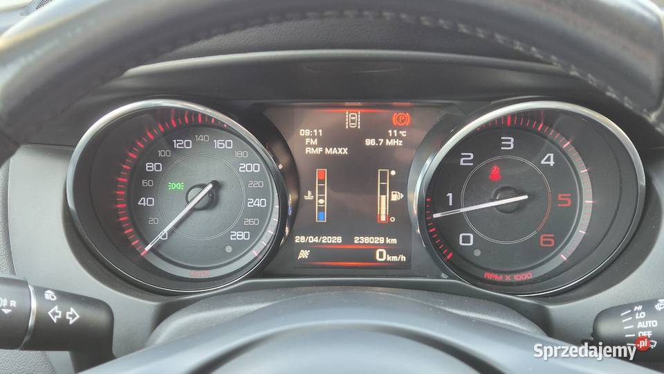 Jaguar XE 20 Diesel Ładny Bogato wyposażony 2000cm3 Niepołomice sprzedam