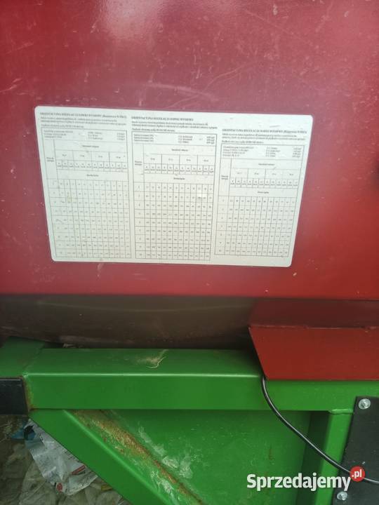 Rozsiewacz Armasz 1400L Kalinówka