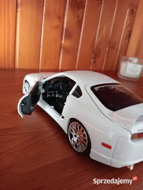 Toyota Supra Fast Furious skala 124 biały Samochody i pojazdy śląskie Jaworzno