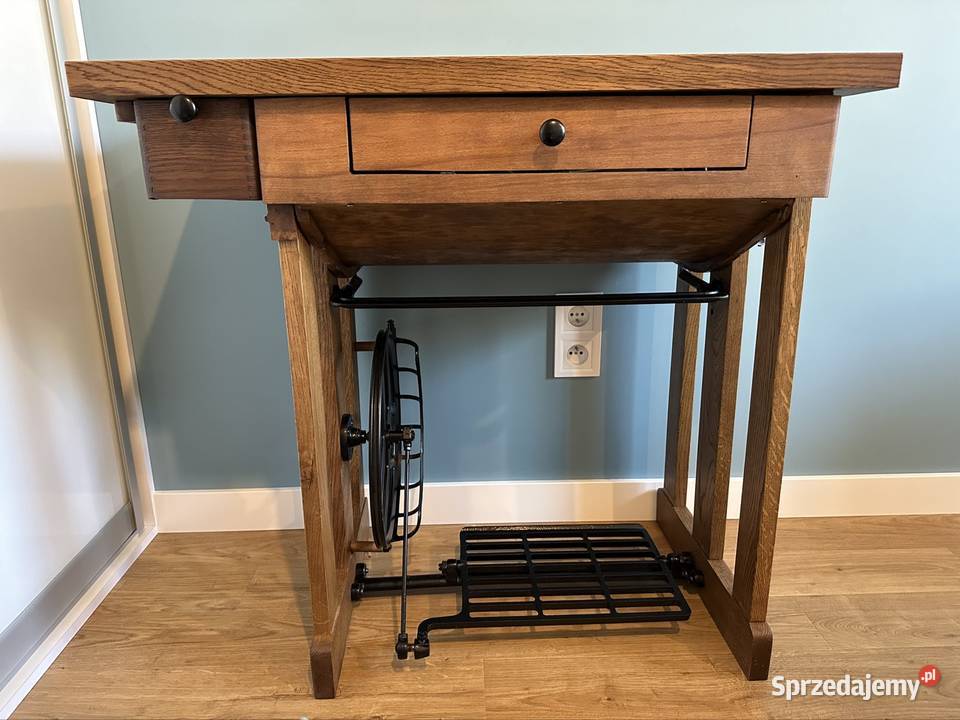 Stolik z maszyny do szycia Łucznik Kielce