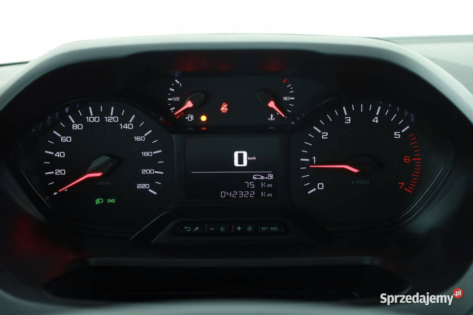 Peugeot Partner 15 BlueHDi system Start-Stop Piaseczno