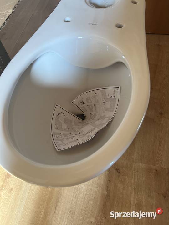 Muszla cersanit WC kompakt Deski WC i mocowania małopolskie Kwaczała