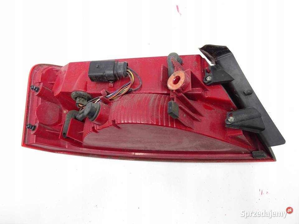 LAMPA PRAWA PRAWY TYŁ TYLNA 8T8945096D AUDI A5 Lampy przednie