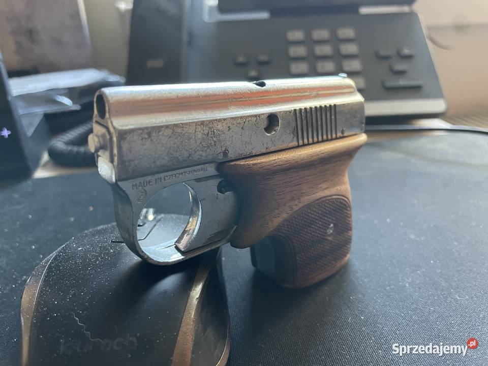 Kultowy pistolet hukowy Slavia UB70 6 mm 1958 małopolskie Kraków sprzedam