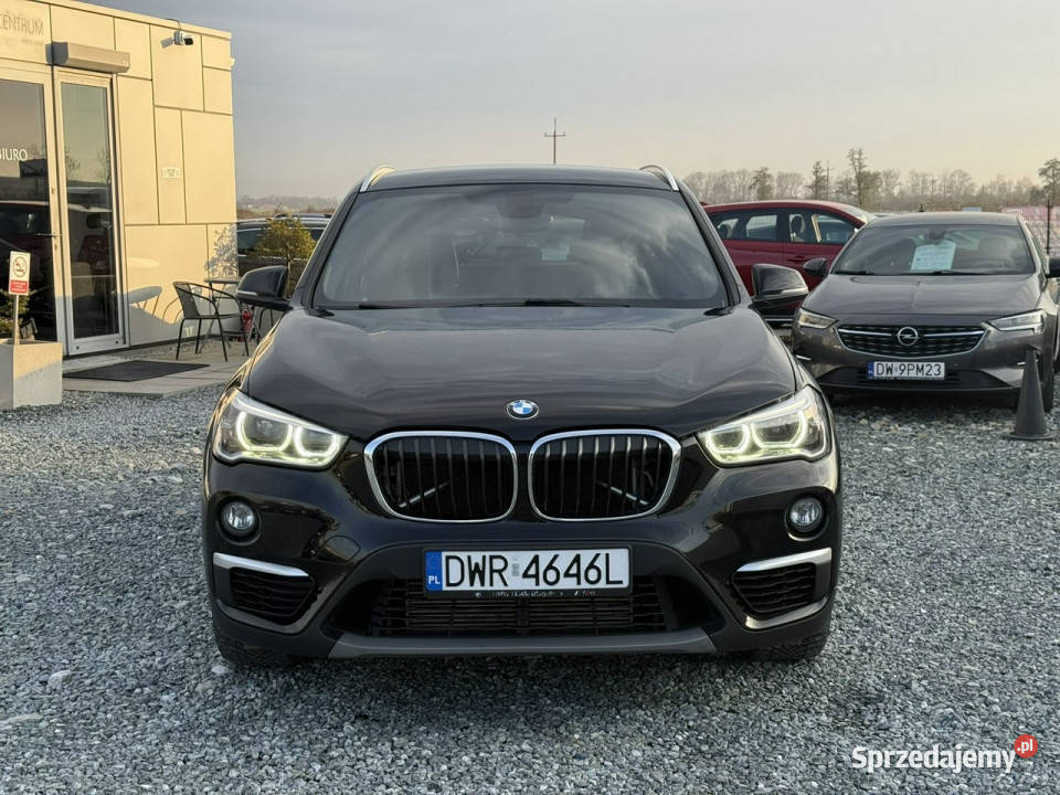 BMW X1 BMW X1 28i 20 245 xDrive kamera II F48 Wojkowice