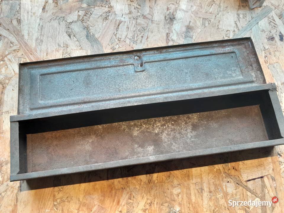 Stare pudełko stalowe skrzynka na narzędzie PRL Dąbrowa Górnicza