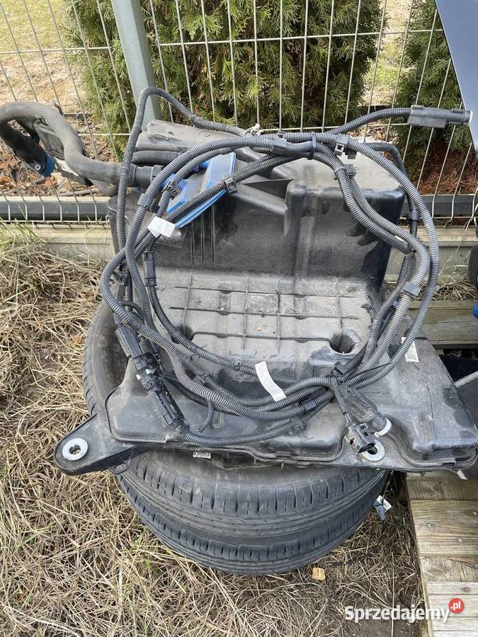 audi a4b9 20 tdi zbiornik adblue z wiązką kpl osobowe Łomianki Dolne