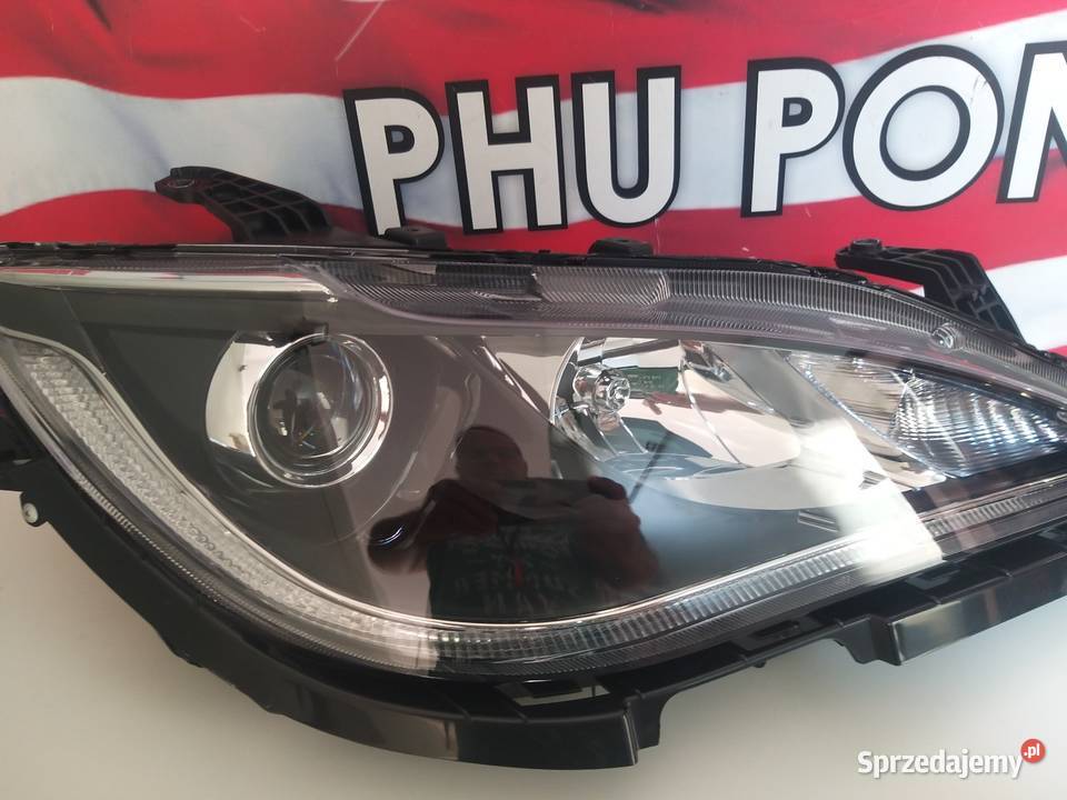 REFLEKTOR PRAWY XENON HOMOLOGACJA EU CHRYSLER Kawnice