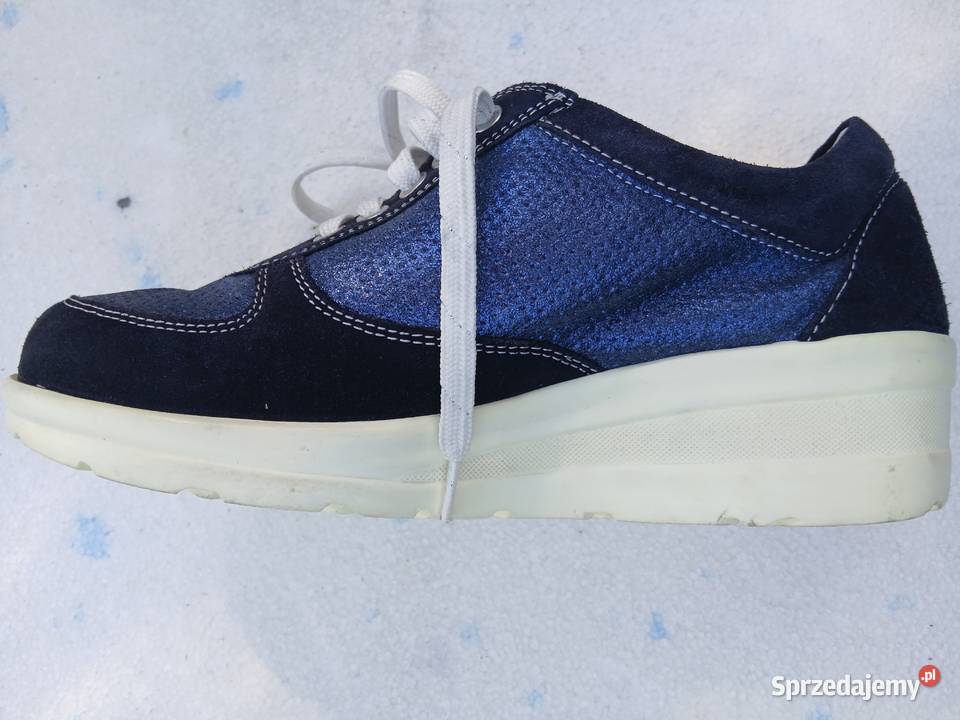 39 buty damskie Granatowe sneakersy koturn 5 Szczerbice