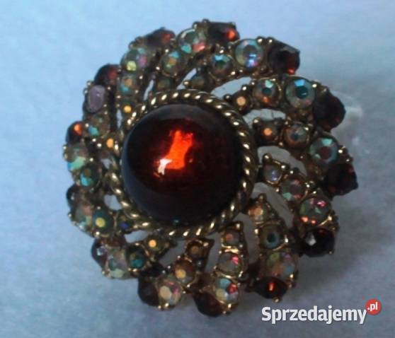 Stara broszka z numerem 9392 Ochojno sprzedam