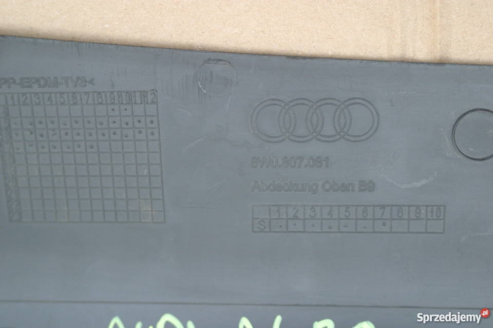 AUDI A4 B9 NAKŁADKA PASA PRZEDNIEGO 8W0807081 osobowe Bieleń sprzedam