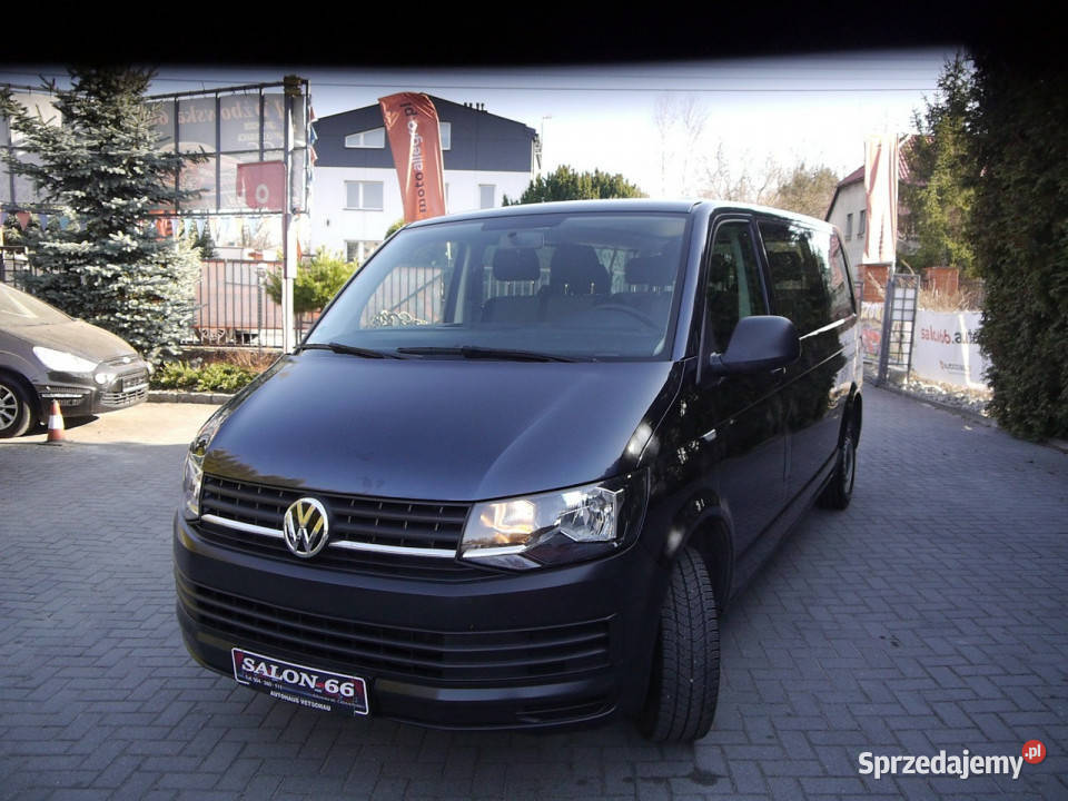 Volkswagen Transporter 9 osob Stan b klima centralny zamek Częstochowa