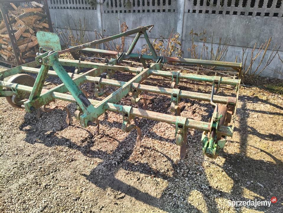 Kultywator z wałkiem mazowieckie Potworów