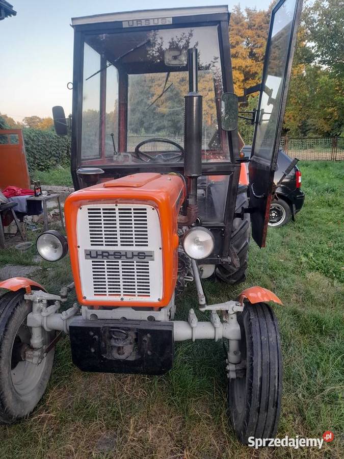 Ciągnik traktor c 330 trzydziestka ursus Siennica Nadolna sprzedam