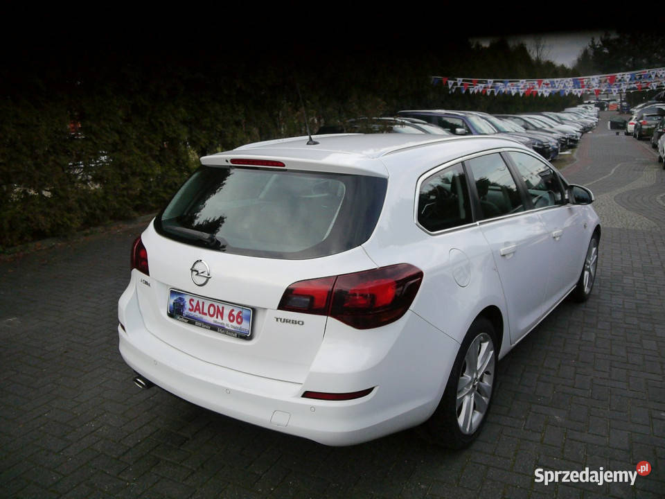 Opel Astra 14t Xenon Skóra Stan b elektrochrom. lusterko wst. Częstochowa