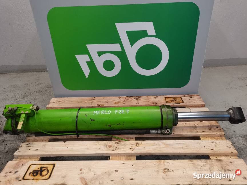 Merlo P 307 Cylinder hydrauliczny masztu