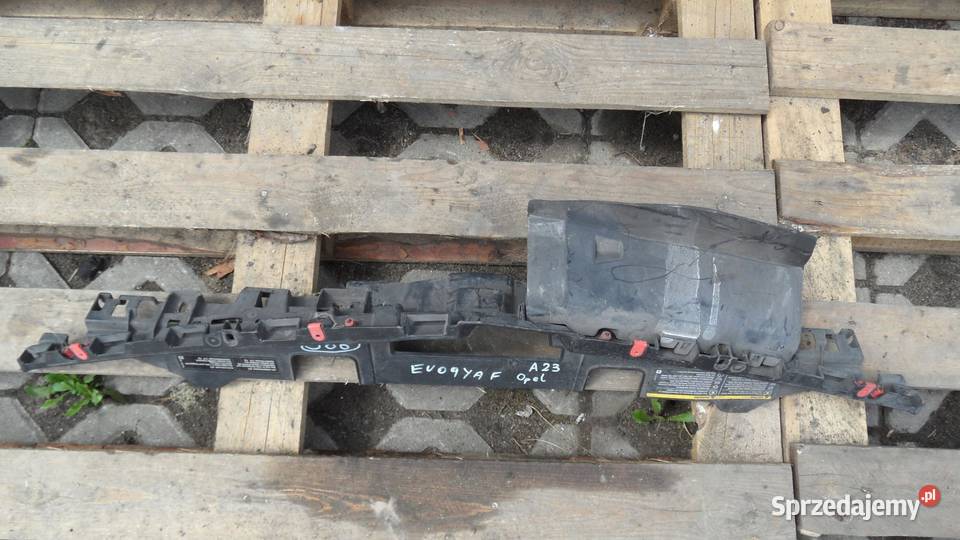 INSIGNIA A I 09r osłona wzmocnienie pasa