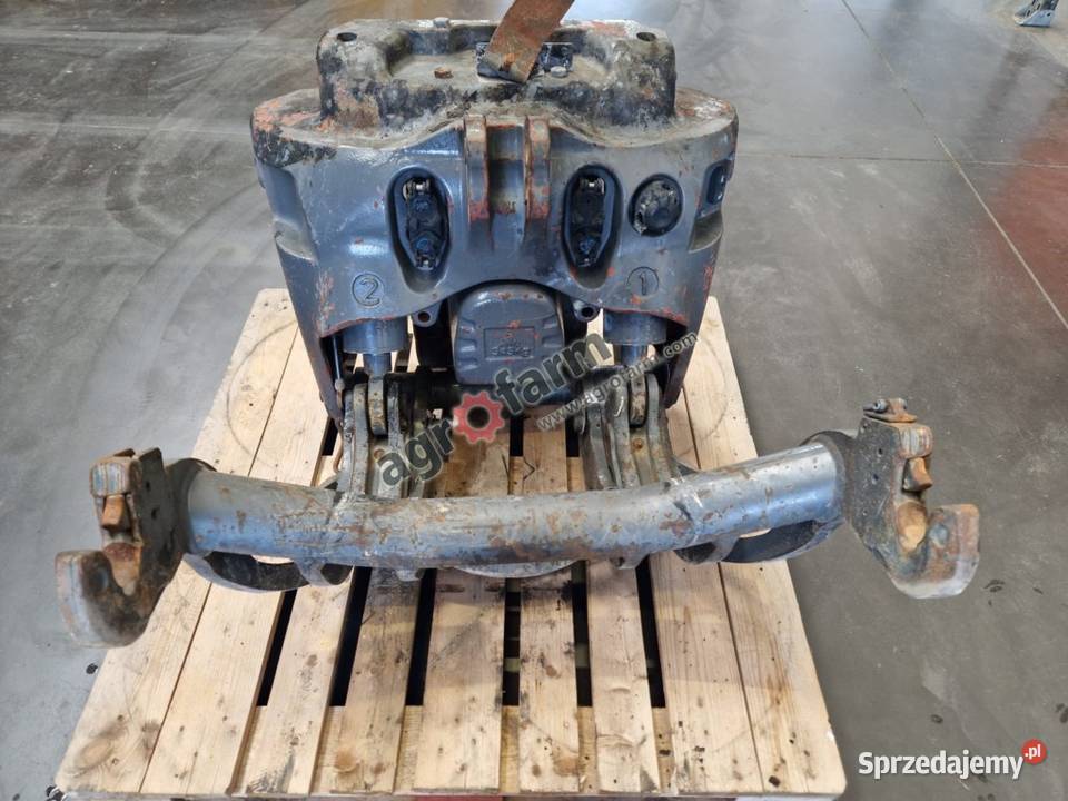 TUZ przedni podnośnik Massey Ferguson 8660