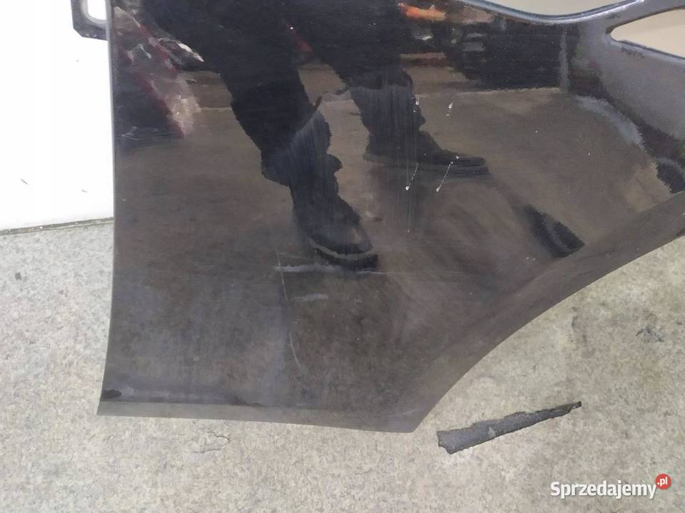 BŁOTNIK PRAWY PRZÓD USZKODZONY Maserati Ghibli