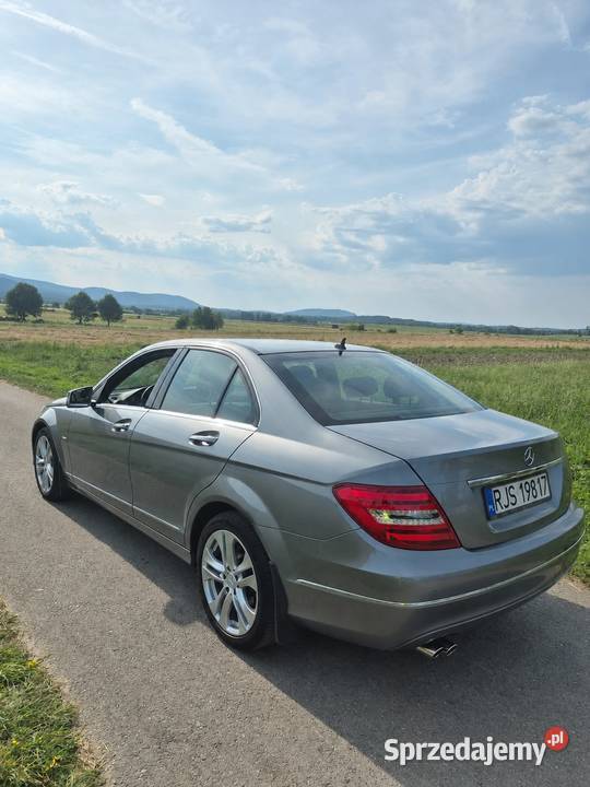 Mercedes C klasa 18 benzyna piękny stan Jasło